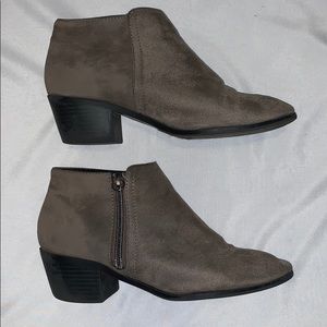 Women Gray Suede Ankle Boots